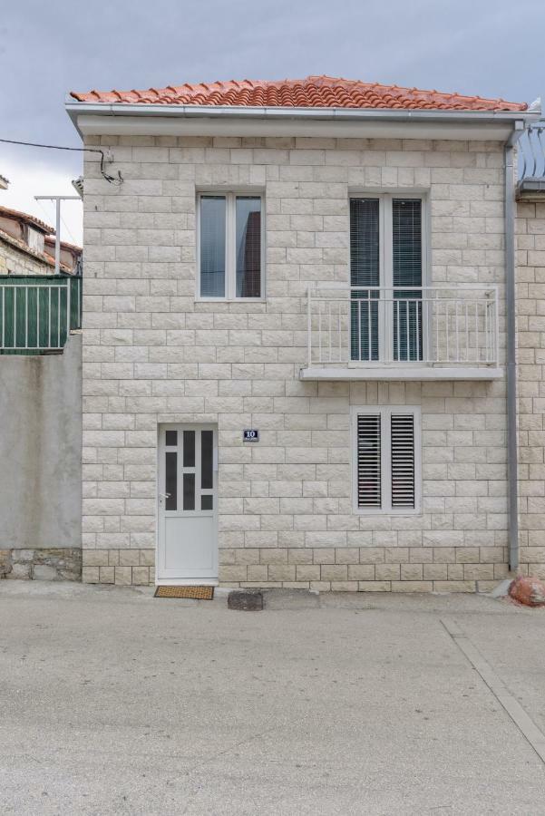 House Niko Apartament Kaštela